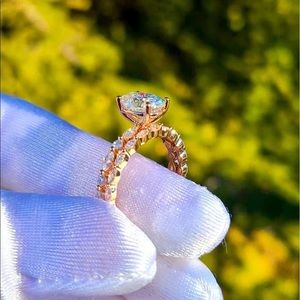 Solid 14k gold 2ct oval moissanite ring and marquis moissanite band